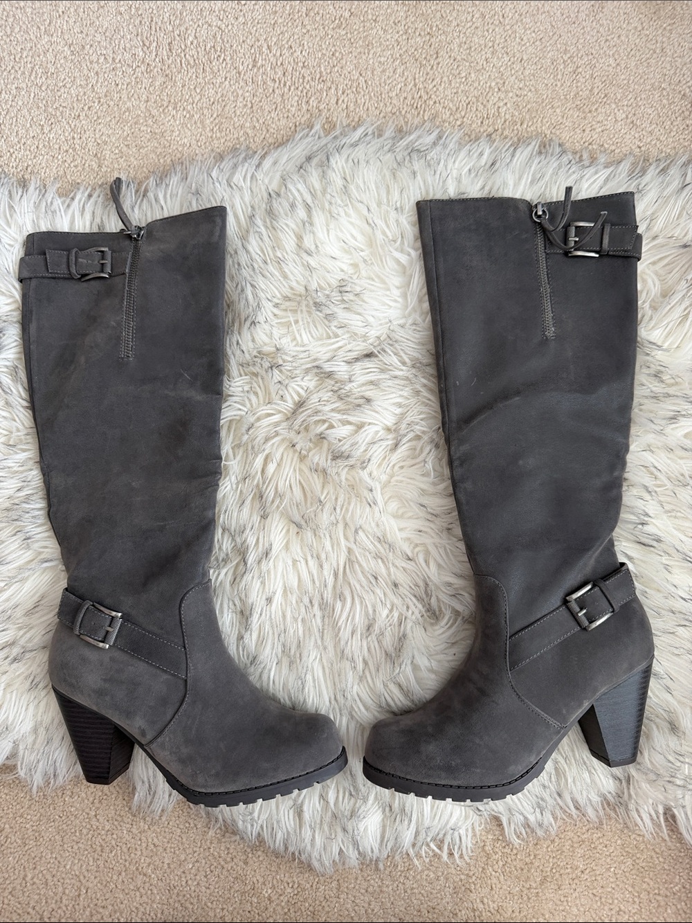 Women’s Gray Suede-like Knee-High Heeled Boots